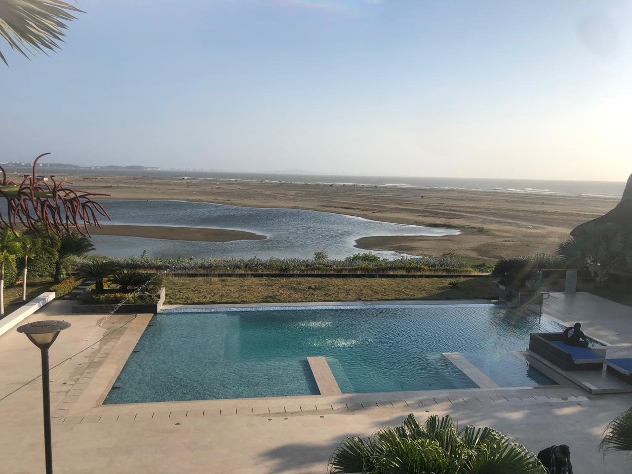 Piscina-3.jpg